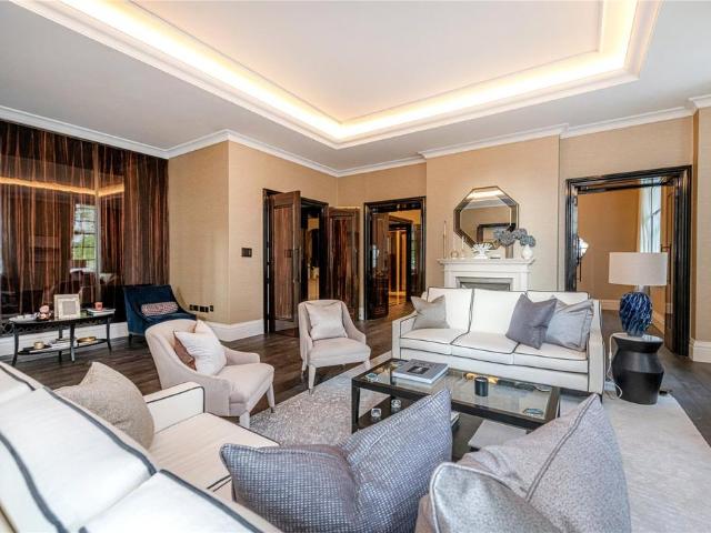 Flat for rent in Westminster, Victoria