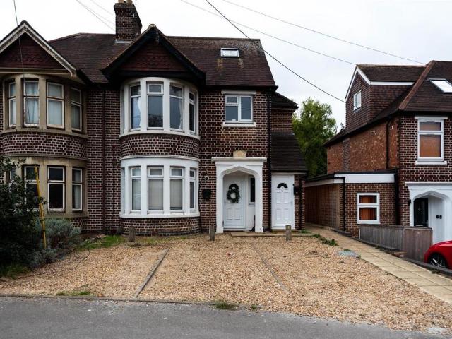 Flat for rent in Dromore, Oxfordshire