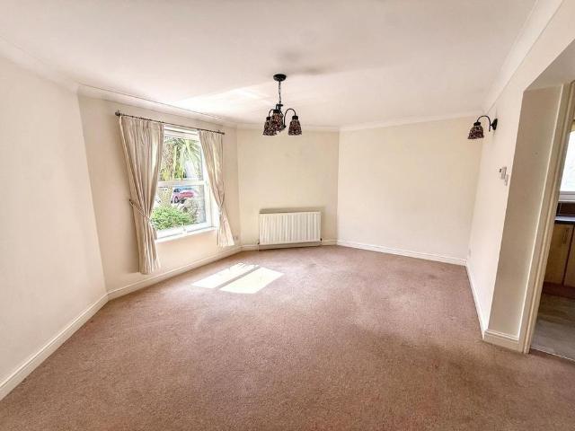 Apartment for rent in Babbacombe