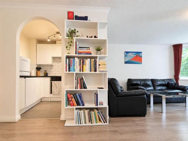 Apartment for rent in Holywell, Oxford