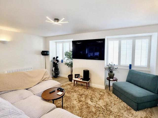 Apartment for rent in Newcastle, Leslie