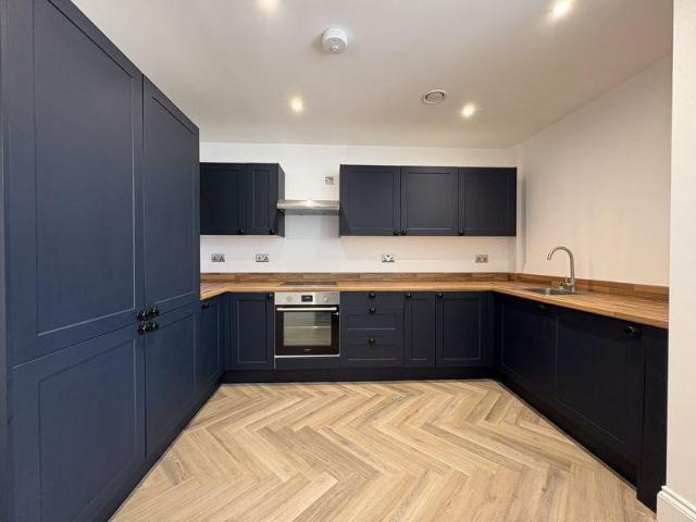 Flat for rent in Preston, Broadgate