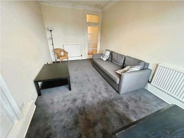 Apartment for rent in Shaftesbury Park Colonies, Merchiston