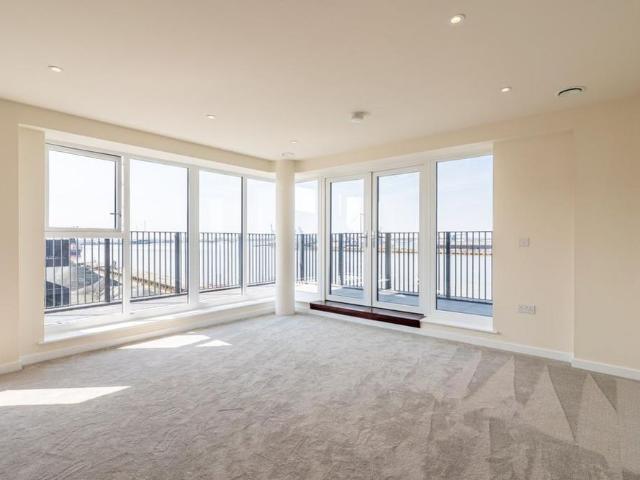 Apartment for rent in Henley-on-Thames, Berrick Salome