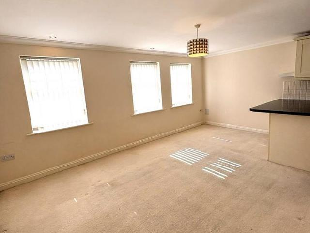 Apartment for rent in Heswall, Wirral