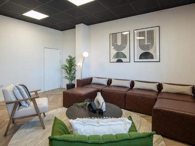 Apartment for rent in The Image, Pouchen End