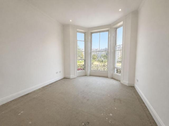 Apartment for rent in Bohemia, Guestling Green