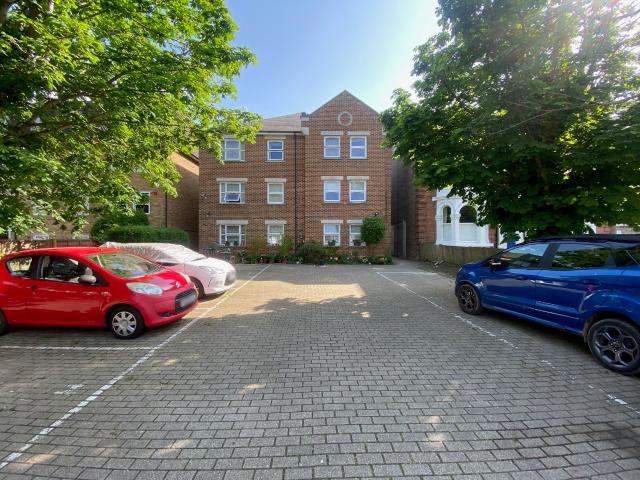 Apartment for rent in London Borough of Lewisham, Greater London