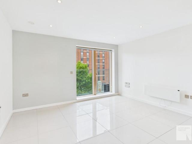 Flat for rent in Georgia, Greater Manchester