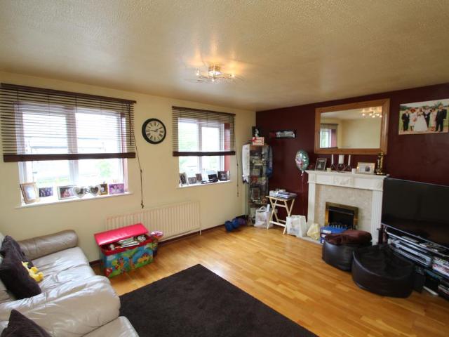 Flat for rent in The Wrythe, Greater London