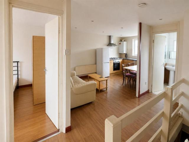 Apartment for rent in Colindale, Greater London