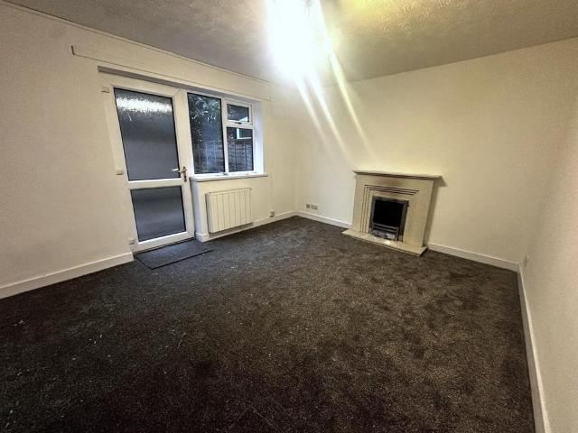 Flat for rent in Penwortham, Firbank