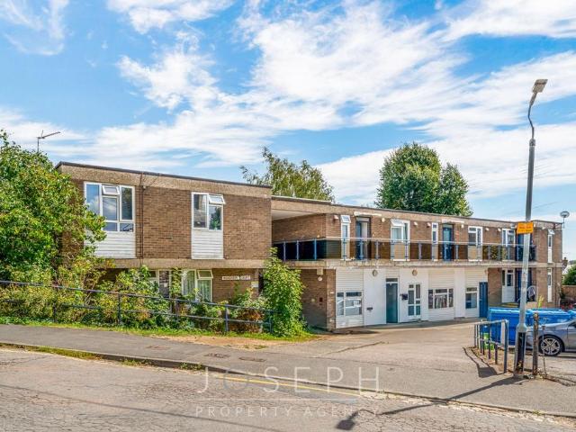Flat for rent in Key Street, Suffolk