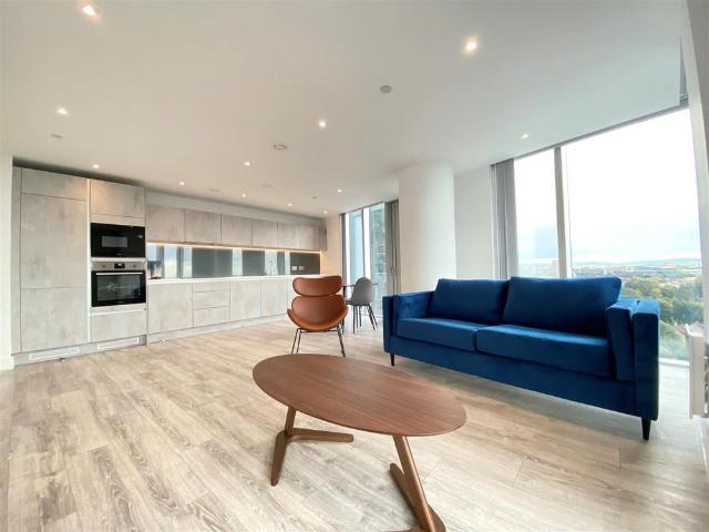 Apartment for rent in City Centre, Georgia