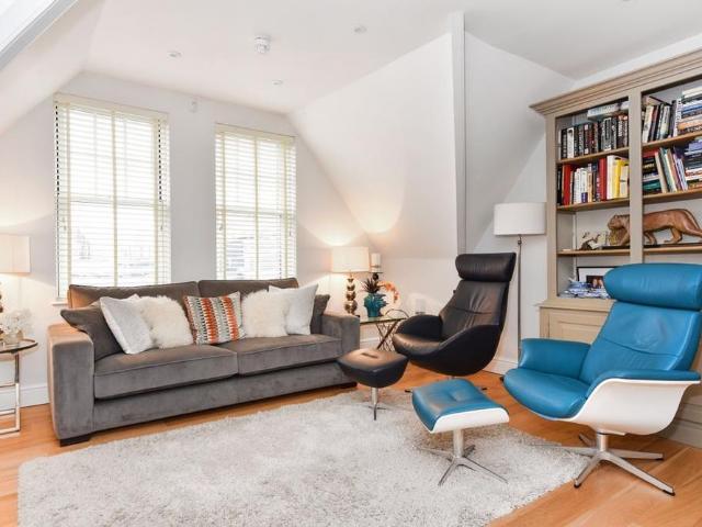 Apartment for rent in New Town, Horsham