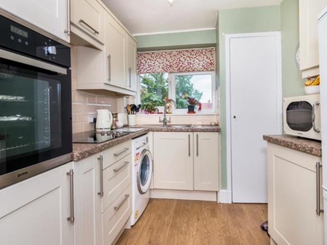 Apartment for rent in Goldthorn Hill, West Midlands