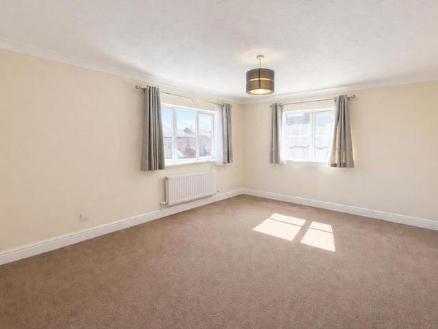 Apartment for rent in Coldharbour, Buckinghamshire