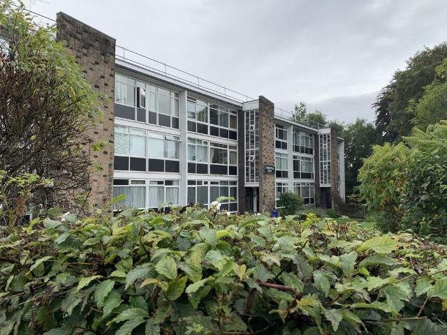 Flat for rent in Chorlton-cum-Hardy, Manchester