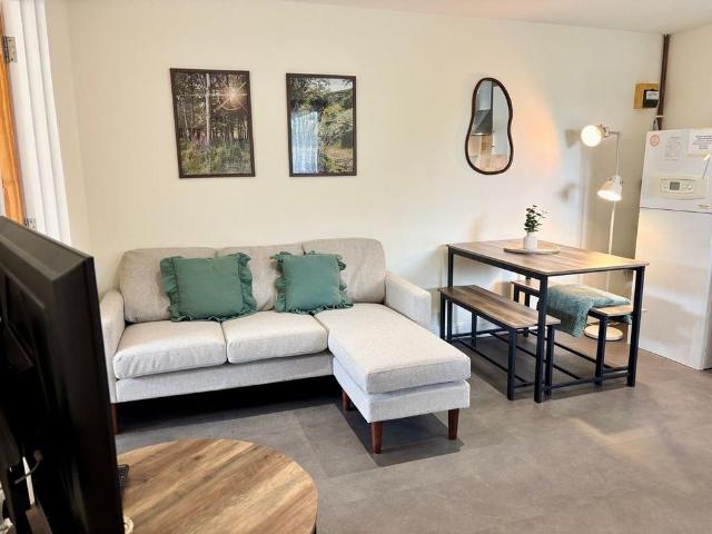 Apartment for rent in Coombe Bottom, Thurloxton