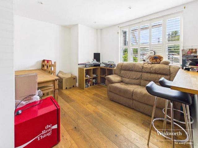 Apartment for rent in Enborne, West Berkshire
