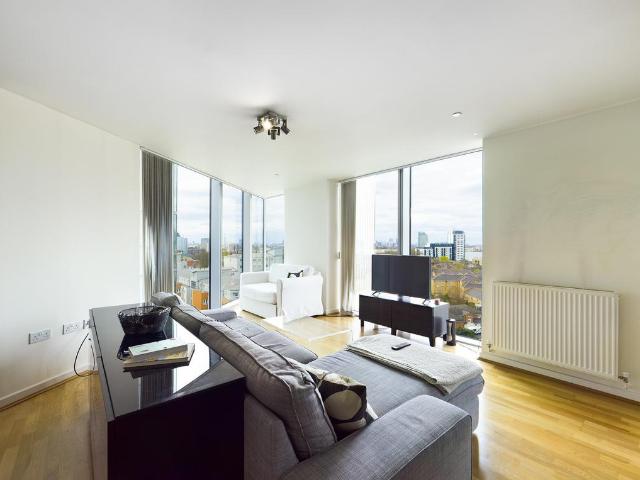 Flat for rent in Greenwich Town Centre, Greater London