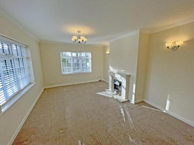 Apartment for rent in High Harrogate, Harrogate