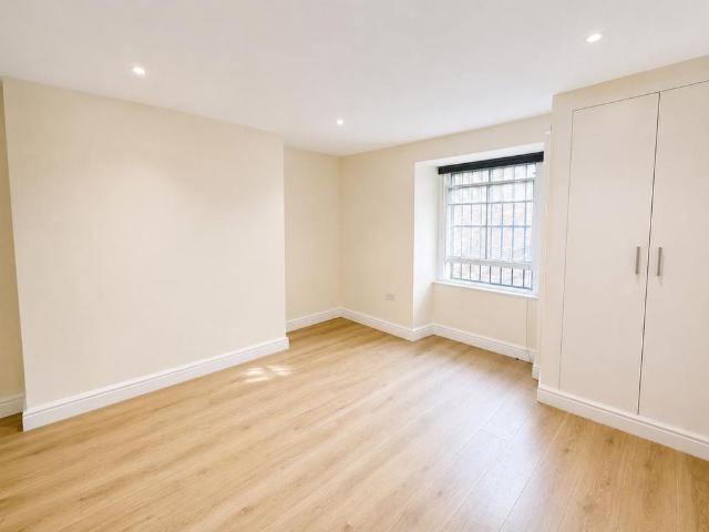 Apartment for rent in Witcombe, Pamington