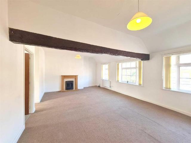 Flat for rent in Kingsley Moor, Staffordshire