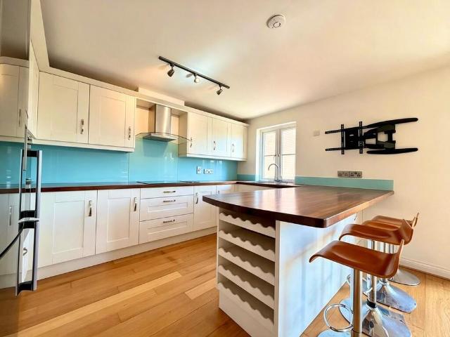 Apartment for rent in St Leonards, Watergate