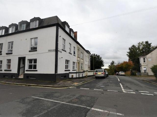 Flat for rent in Cargate, Aldershot