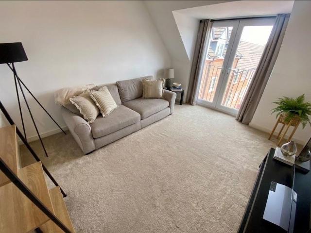 Apartment for rent in Tile Hill, West Midlands