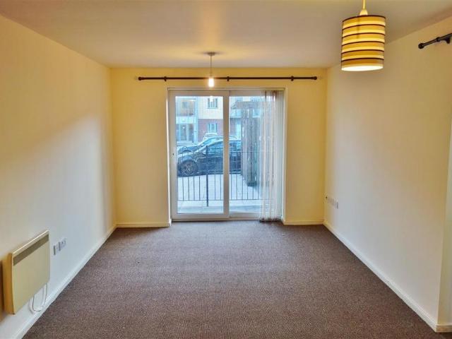 Apartment for rent in Queen's Park, Blackburn