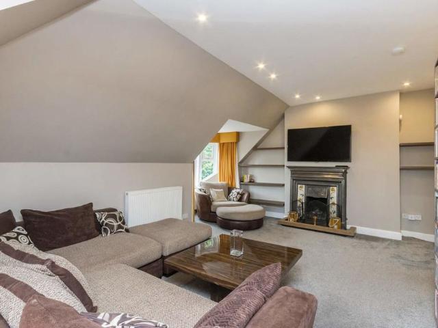 Apartment for rent in Pollokshields, Scotland