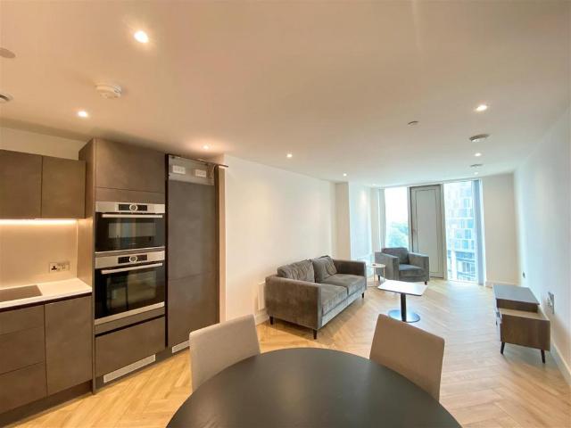 Flat for rent in City Centre, Georgia