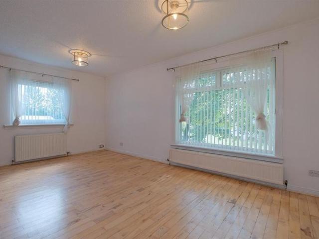 Apartment for rent in Maxwellton, Barassie