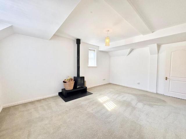 Apartment for rent in Spring Vale, Hampshire