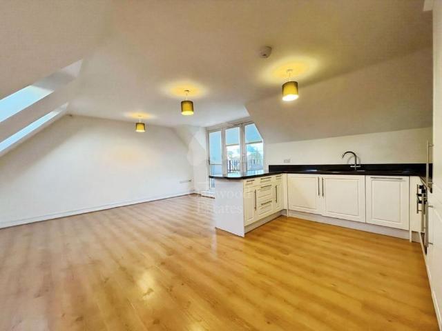 Apartment for rent in Beaconsfield and Chepping Wye Community Board, Widmer End