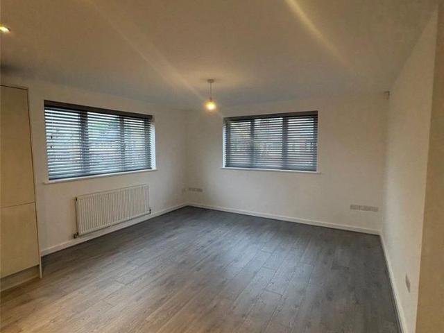Apartment for rent in Westhoughton, Lee Bank