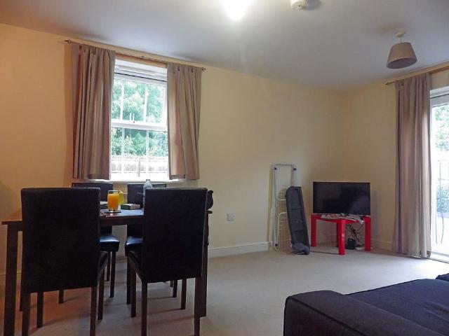 Apartment for rent in Haydon End, Abbey Mead