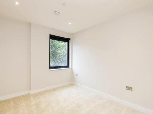 Apartment for rent in South Hampstead, Greater London