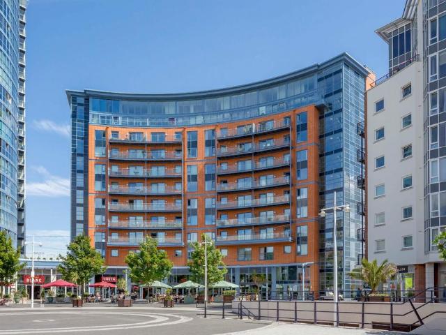 Flat for rent in Portsea, City Of Portsmouth