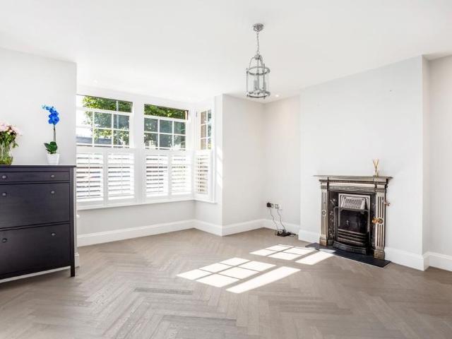 Apartment for rent in Clewer Village, Windsor