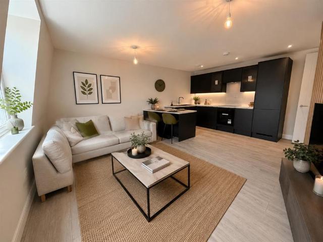 Apartment for rent in Mickleburgh Hill, The Bridge