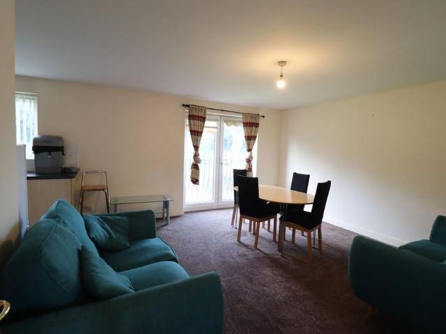 Apartment for rent in Queen's Park, Blackburn