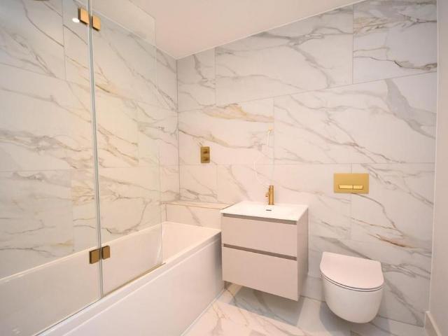Apartment for rent in Penarth Marina, Penarth