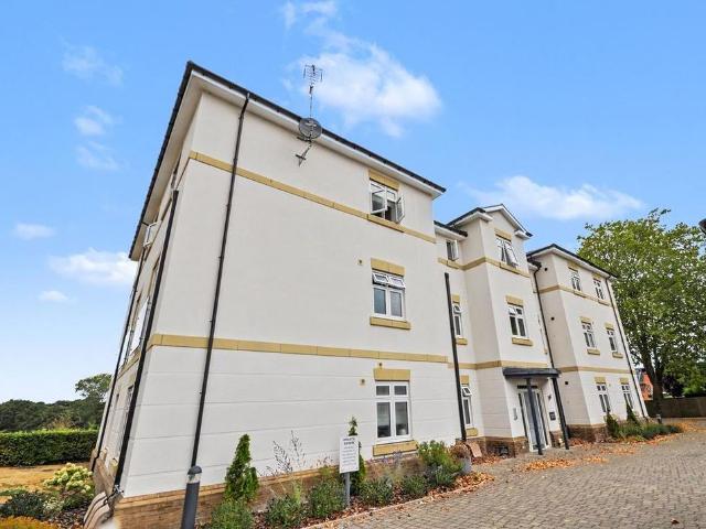 Apartment for rent in Lillington, Green Close