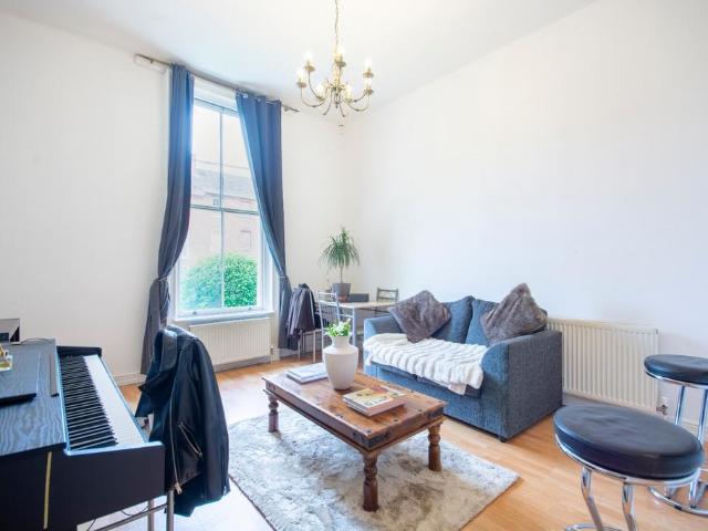 Flat for rent in Haddon, East Midlands