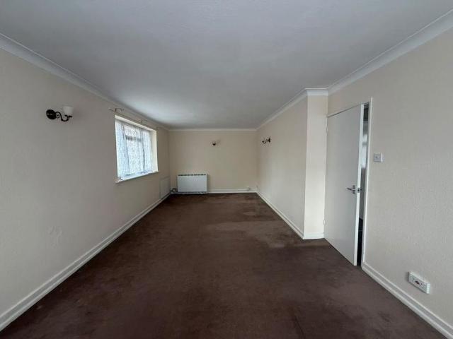 Apartment for rent in Tadley, Priest Down