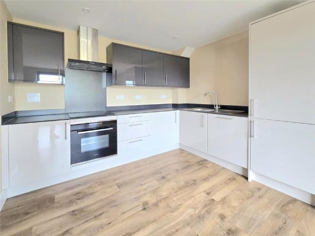 Apartment for rent in West Wickham, Greater London