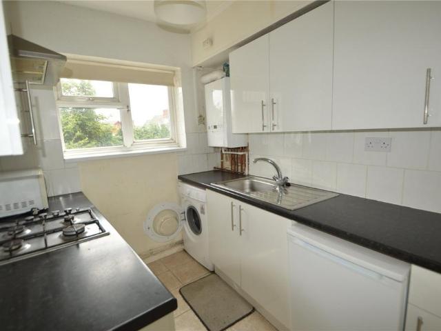 Flat for rent in Slough